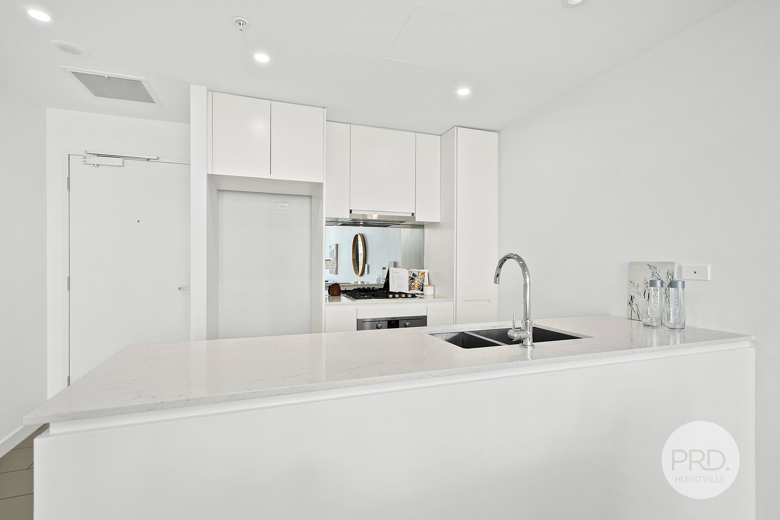 507/25 Treacy Street HURSTVILLE 3