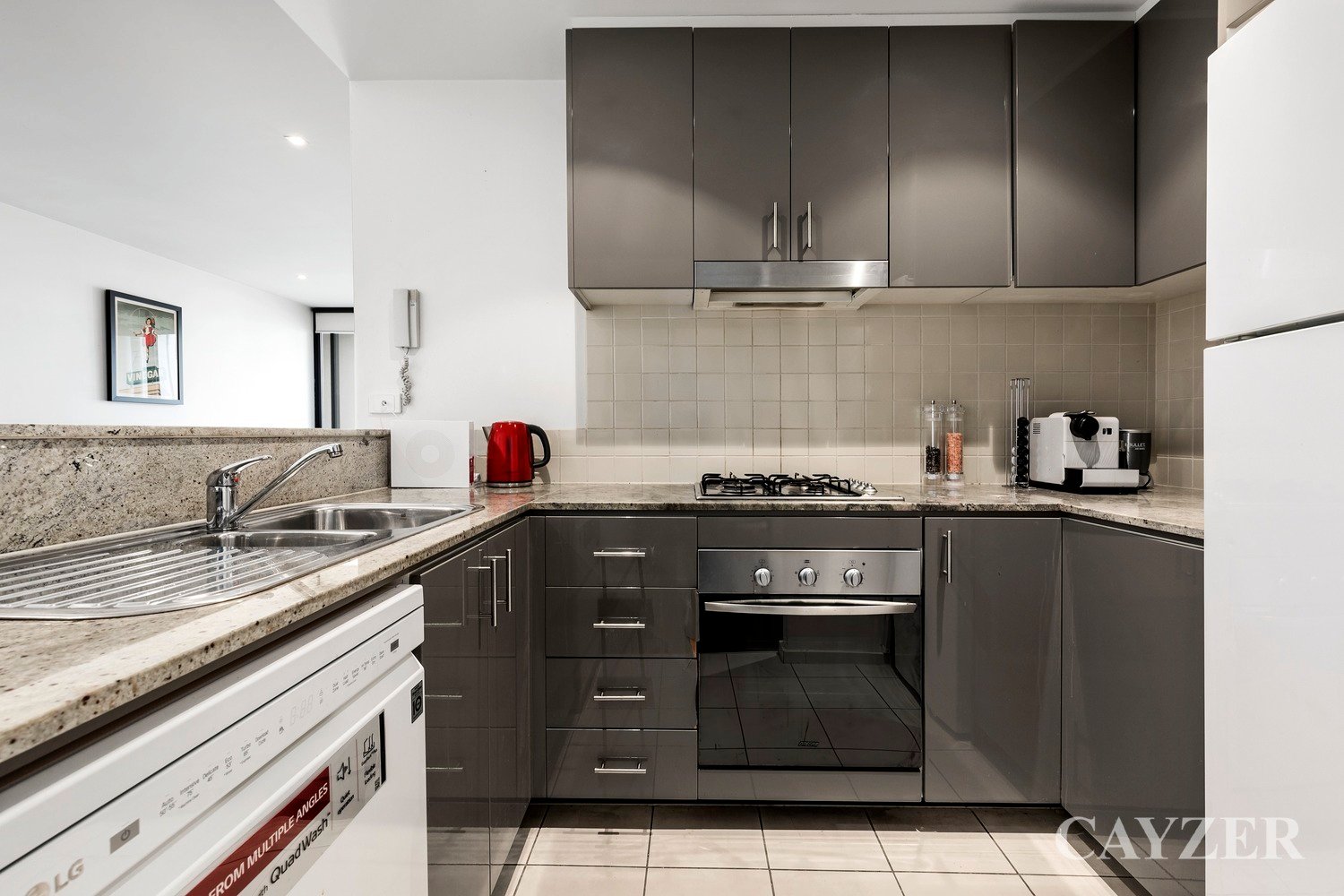Gallery: 507/52 Nott Street