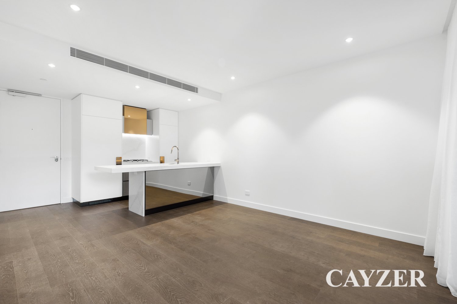 Gallery: 507/7 Bowen Crescent