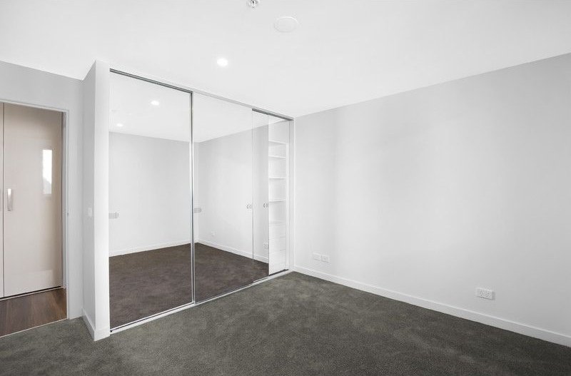 Gallery: 507/70 Batesford Road