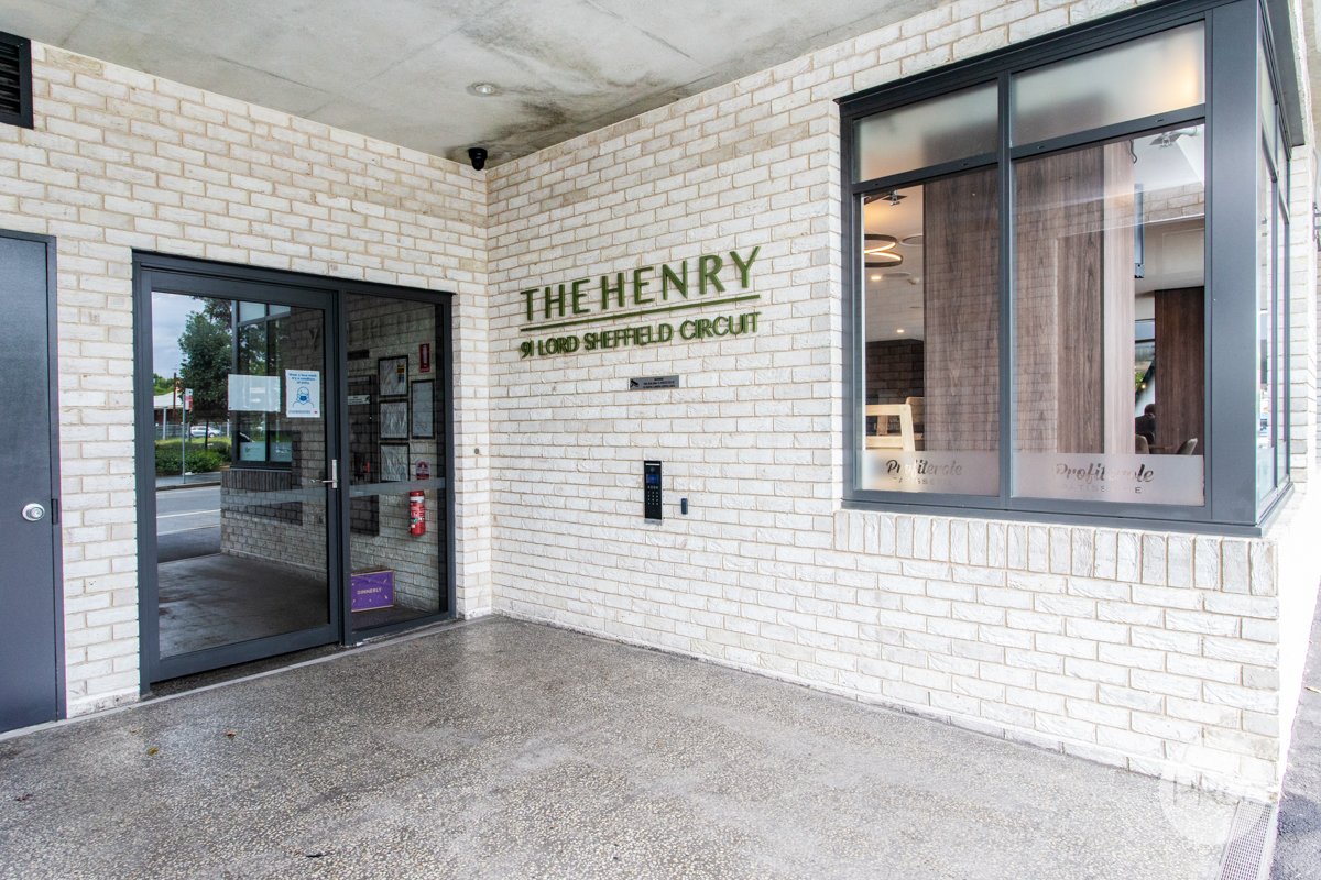 507/91 Lord Sheffield Circuit PENRITH 12