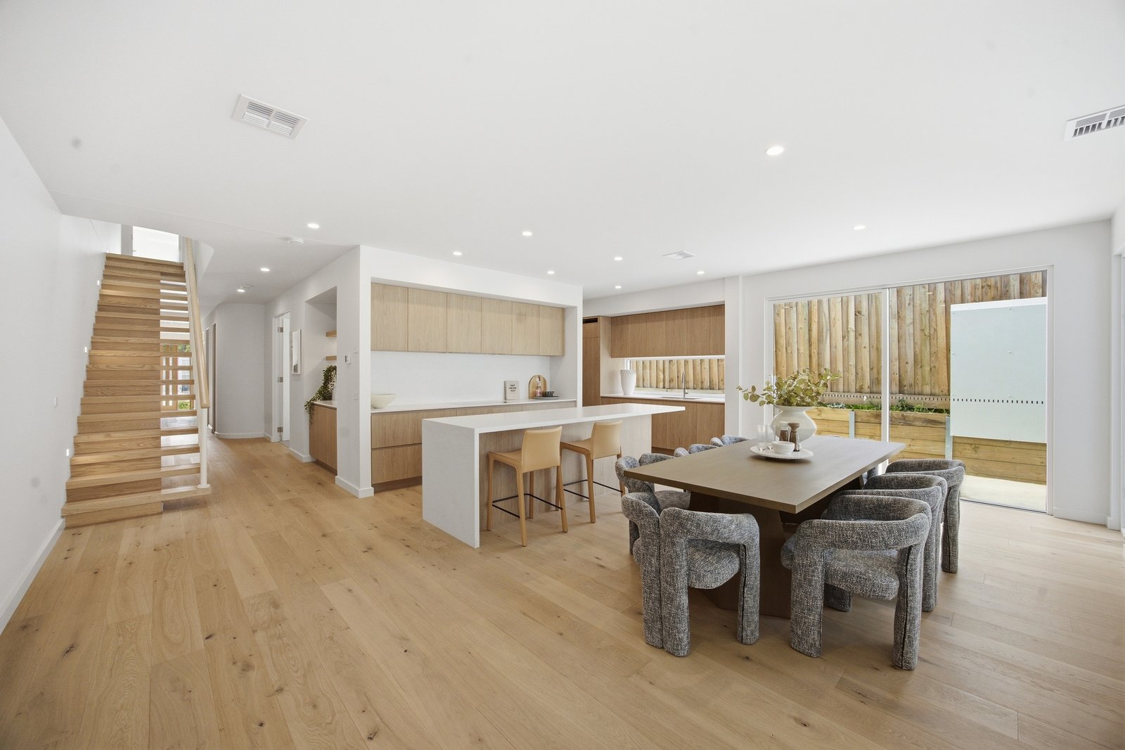 Gallery: 507b Balcombe Road