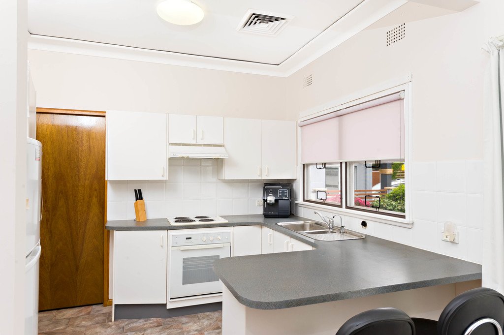 508 Henry Lawson Drive EAST HILLS 4