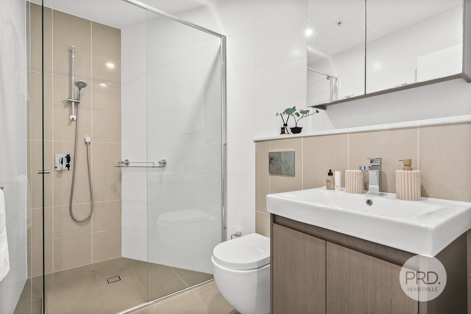 508/21 Treacy Street HURSTVILLE 7