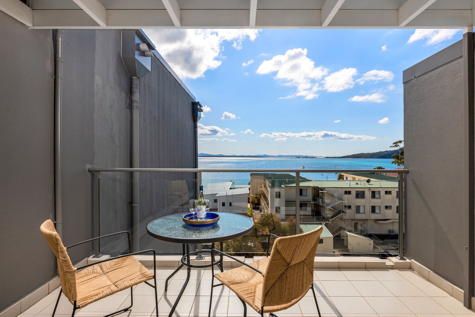 508/6 Bullecourt Street SHOAL BAY 2