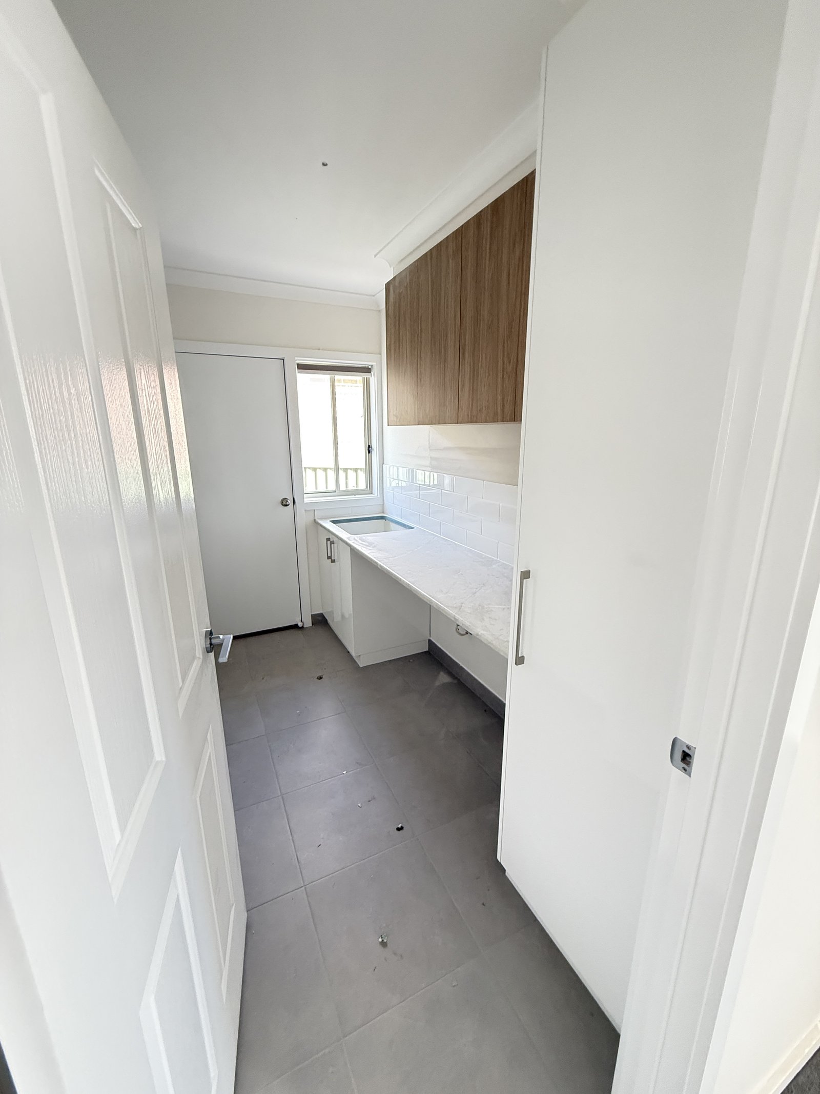 509 Clayton Street CANADIAN 10