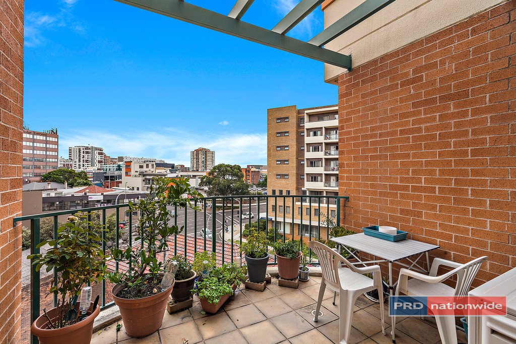 50/9 West Street HURSTVILLE 1