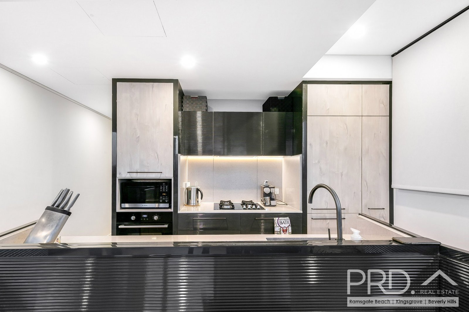 509/1 Meriton Street GLADESVILLE 14