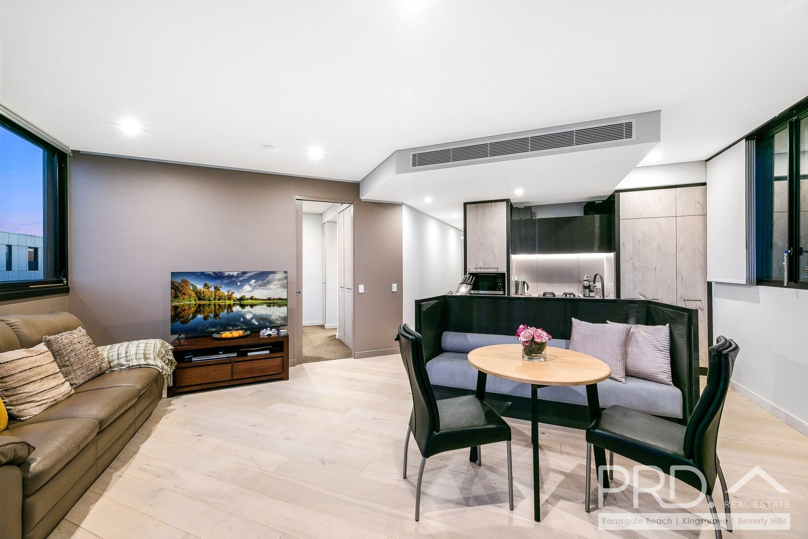 509/1 Meriton Street GLADESVILLE 18