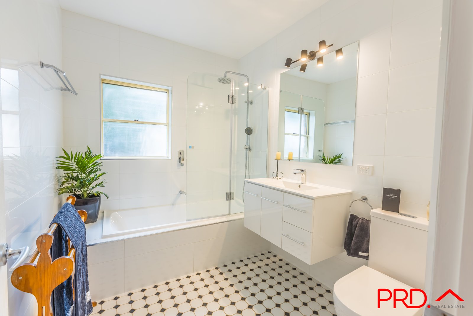 50A Dowell Avenue TAMWORTH 8