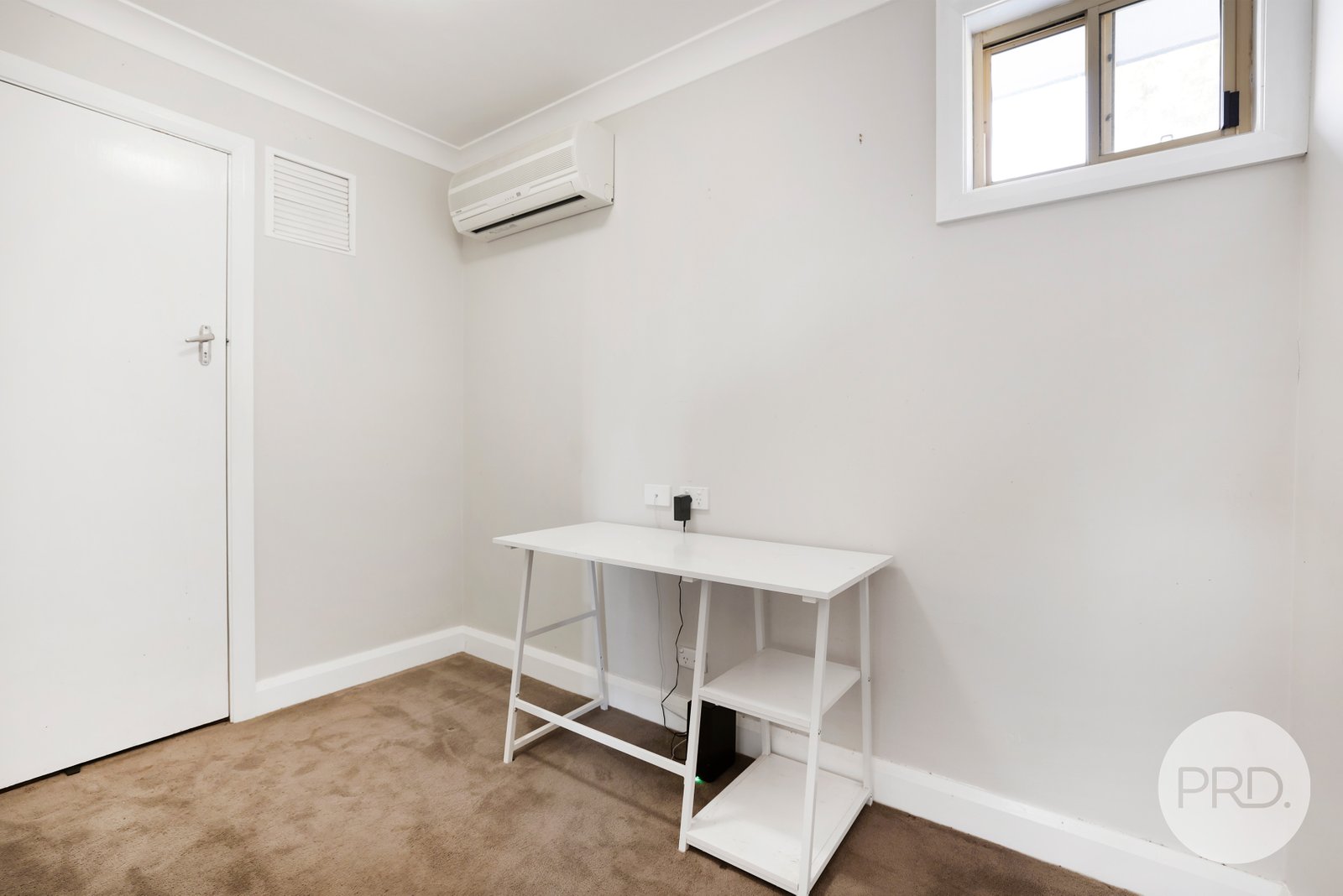 50A Dowell Avenue TAMWORTH 14