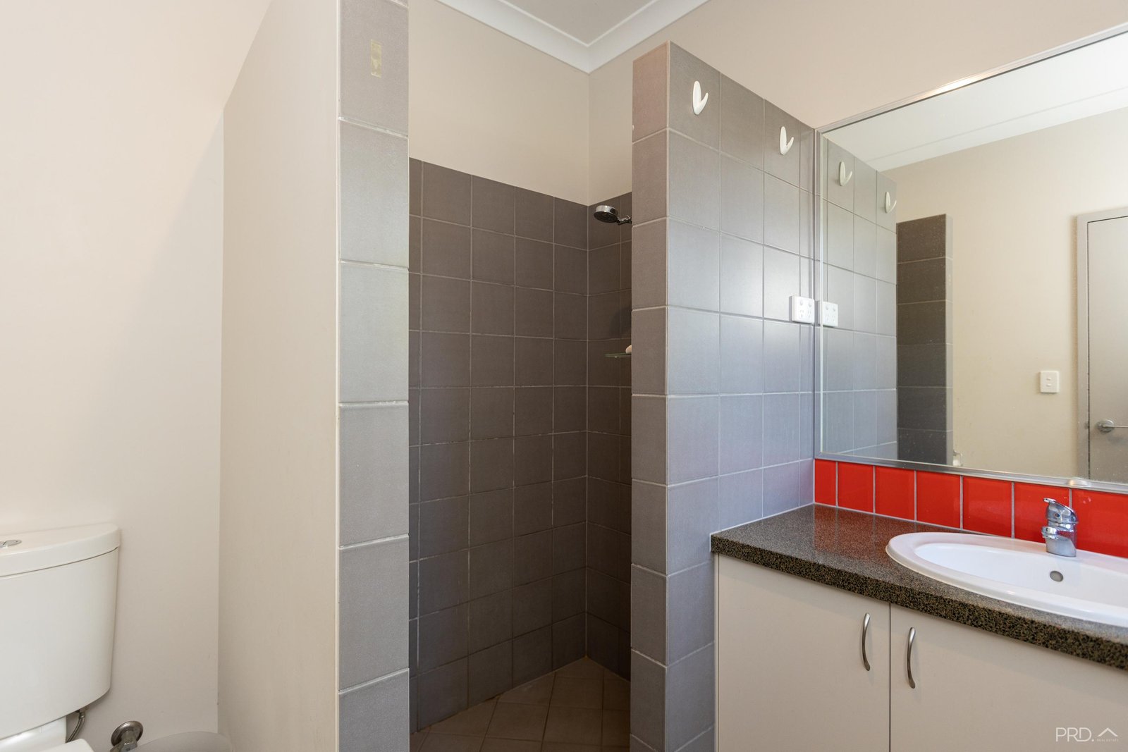 50b Guy Street BROOME 15
