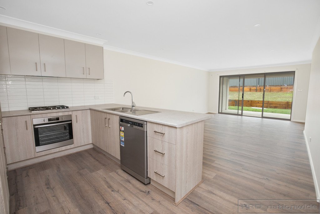 50b Radiant Avenue BOLWARRA HEIGHTS 2