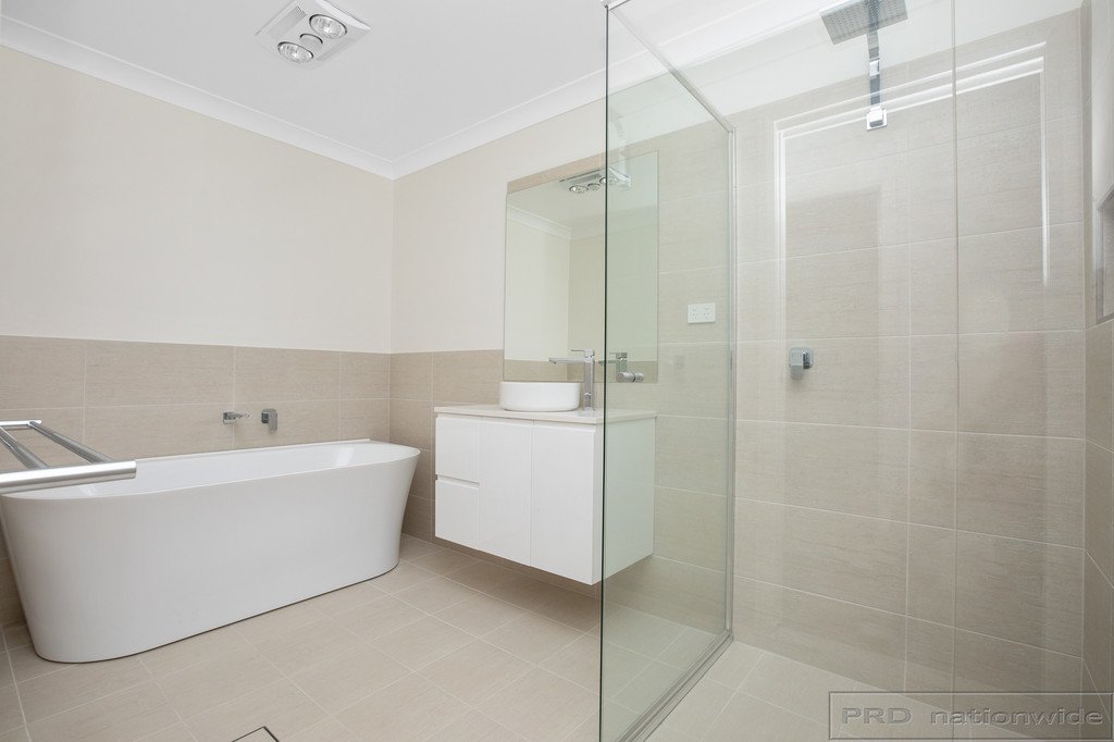 50b Radiant Avenue BOLWARRA HEIGHTS 3