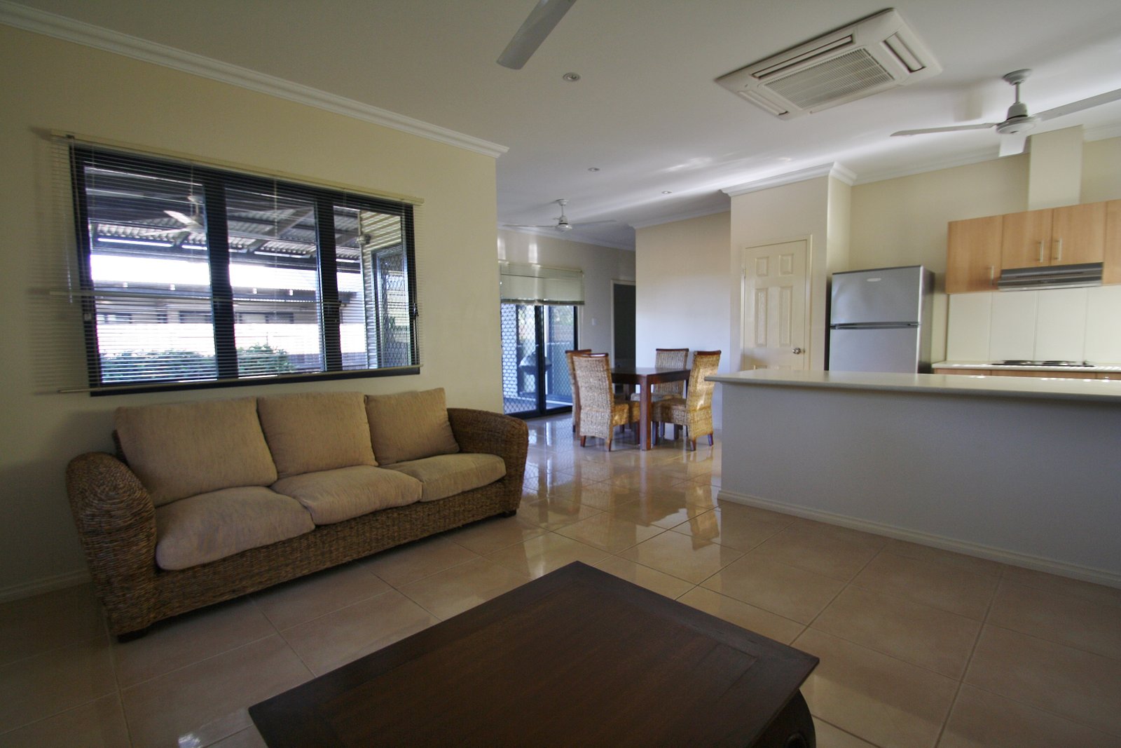 5/1-3 Bernard Way CABLE BEACH 2
