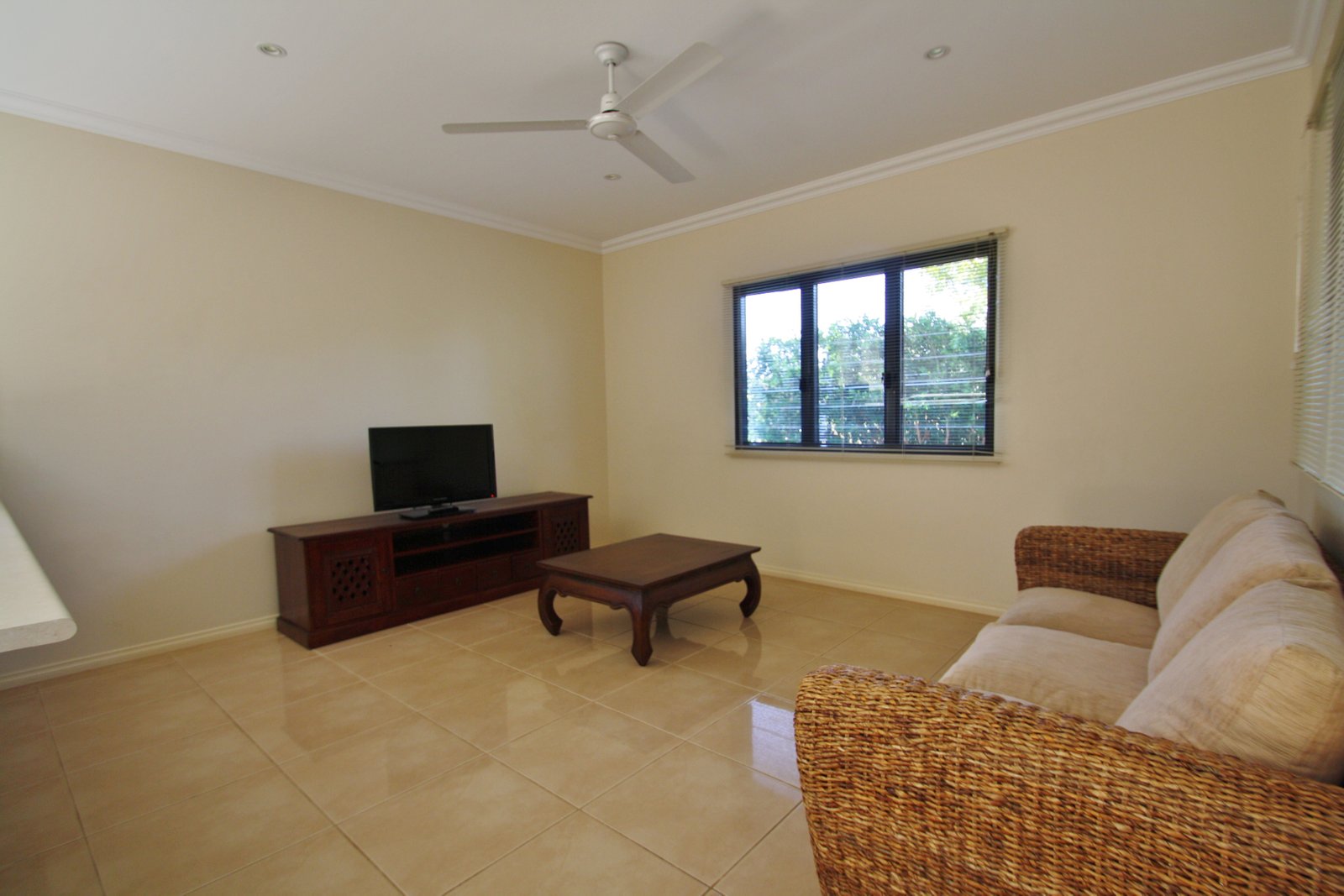 5/1-3 Bernard Way CABLE BEACH 4
