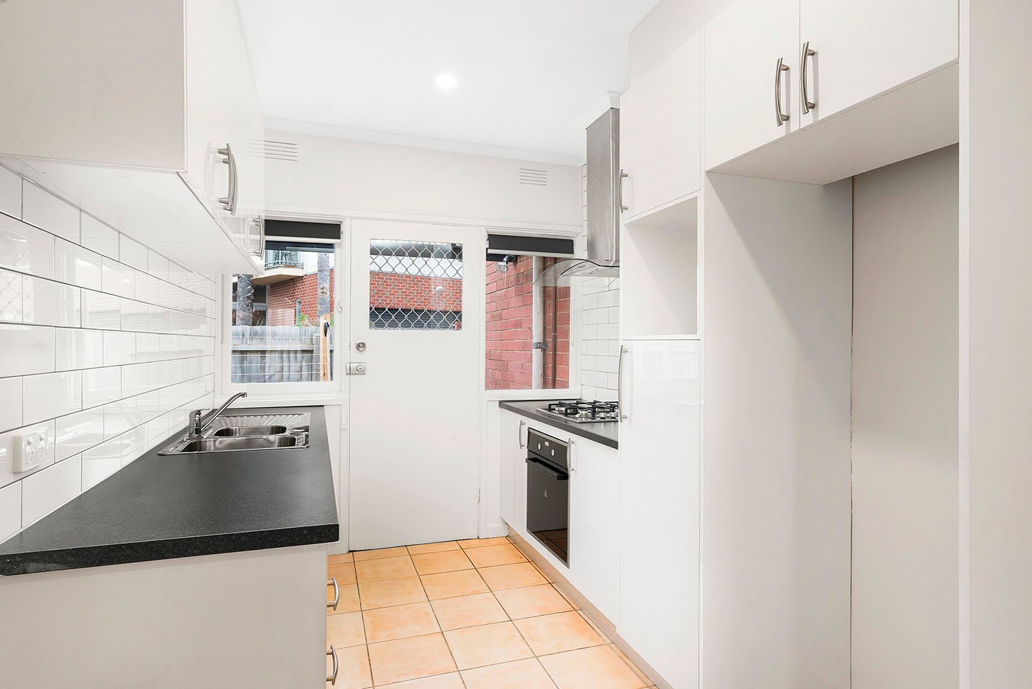 Gallery: 5/1-3 James Street
