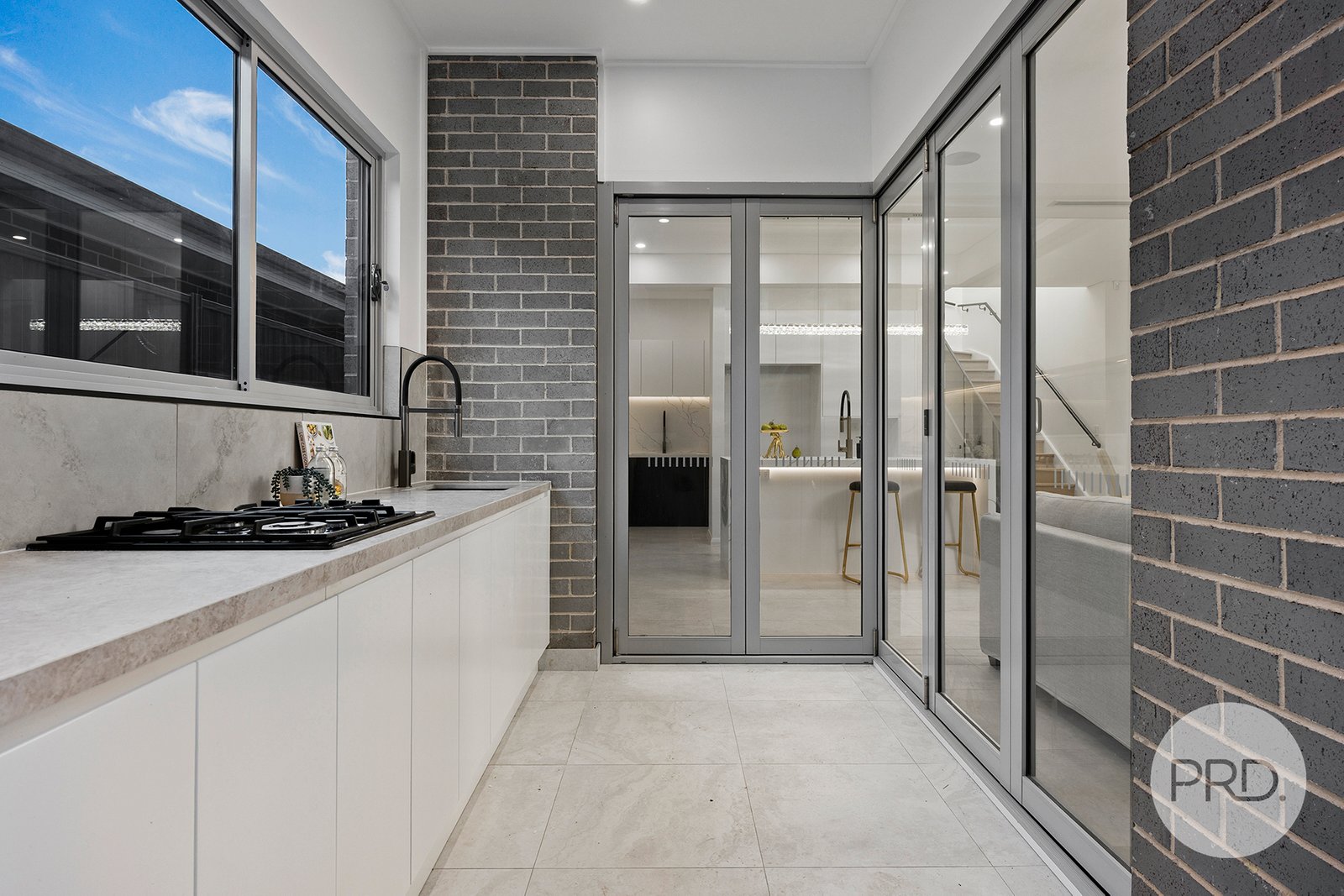 51 & 51A Ganugan Road AUSTRAL 16