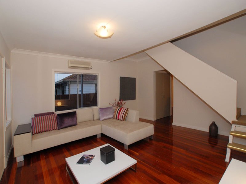 Gallery: 51 Angliss Street
