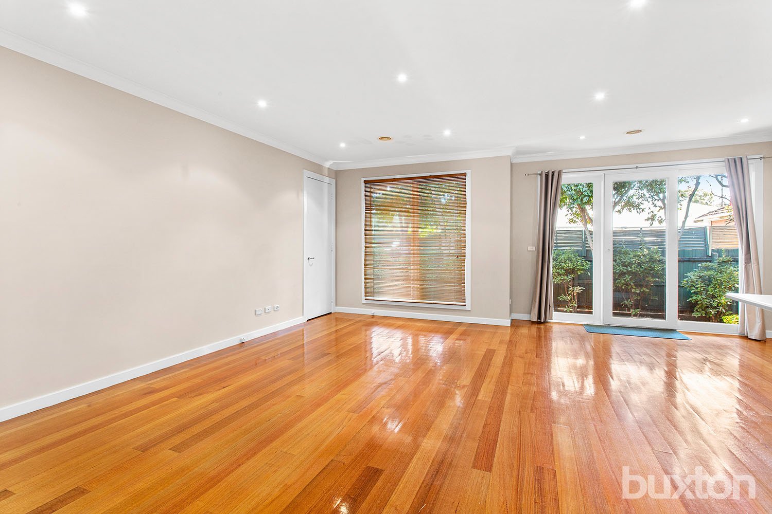 Gallery: 51 Apex Avenue