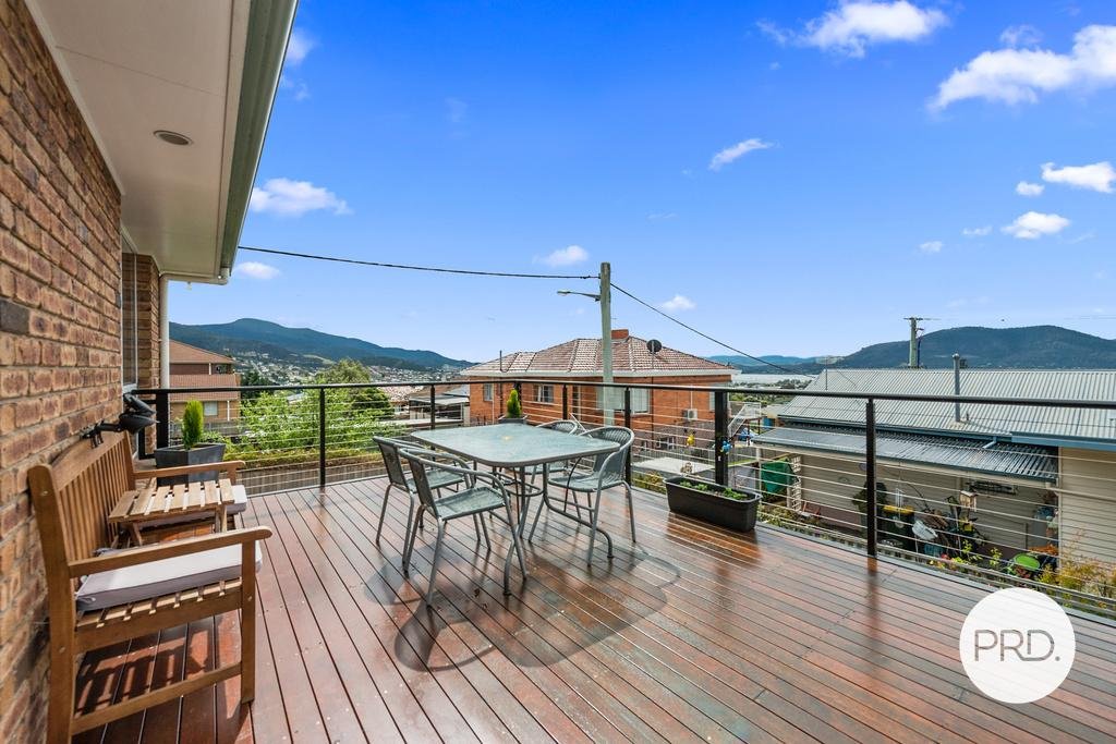 51 Ashbourne Grove WEST MOONAH 7