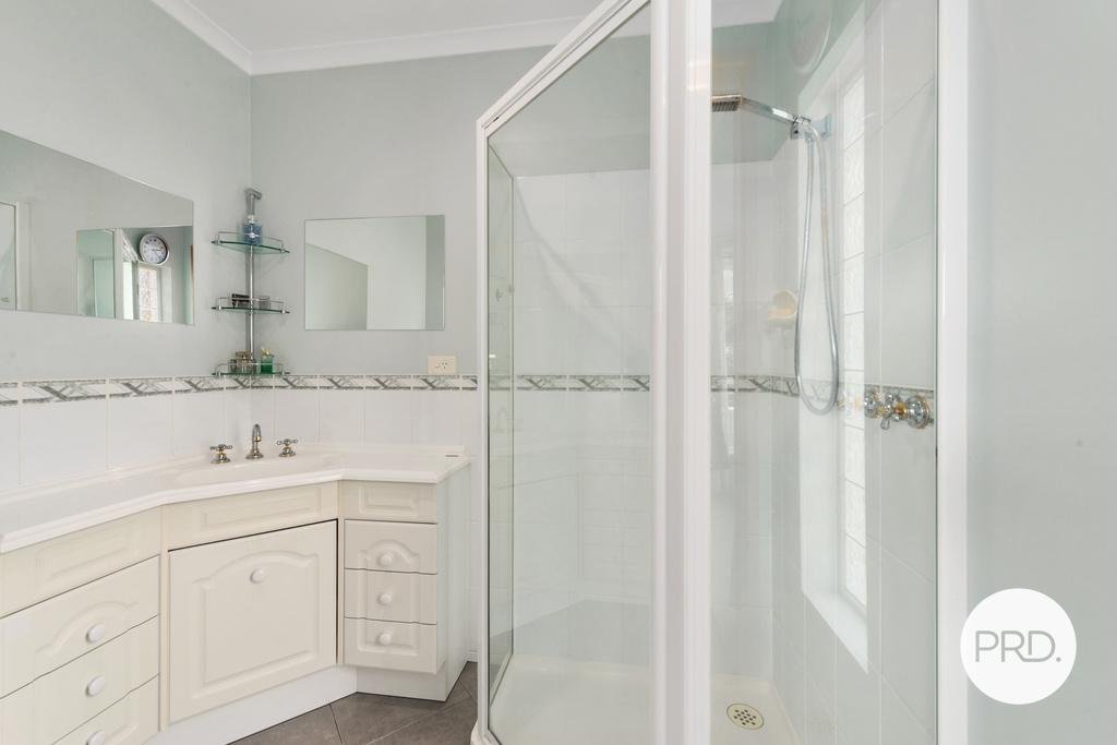 51 Ashbourne Grove WEST MOONAH 12