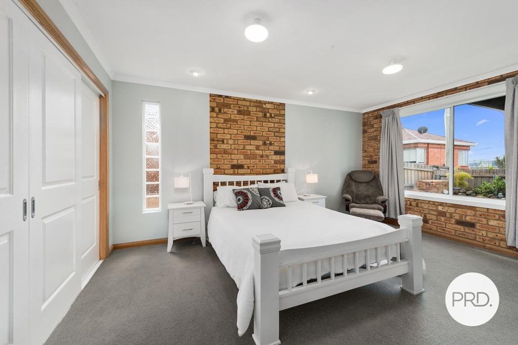51 Ashbourne Grove WEST MOONAH 13