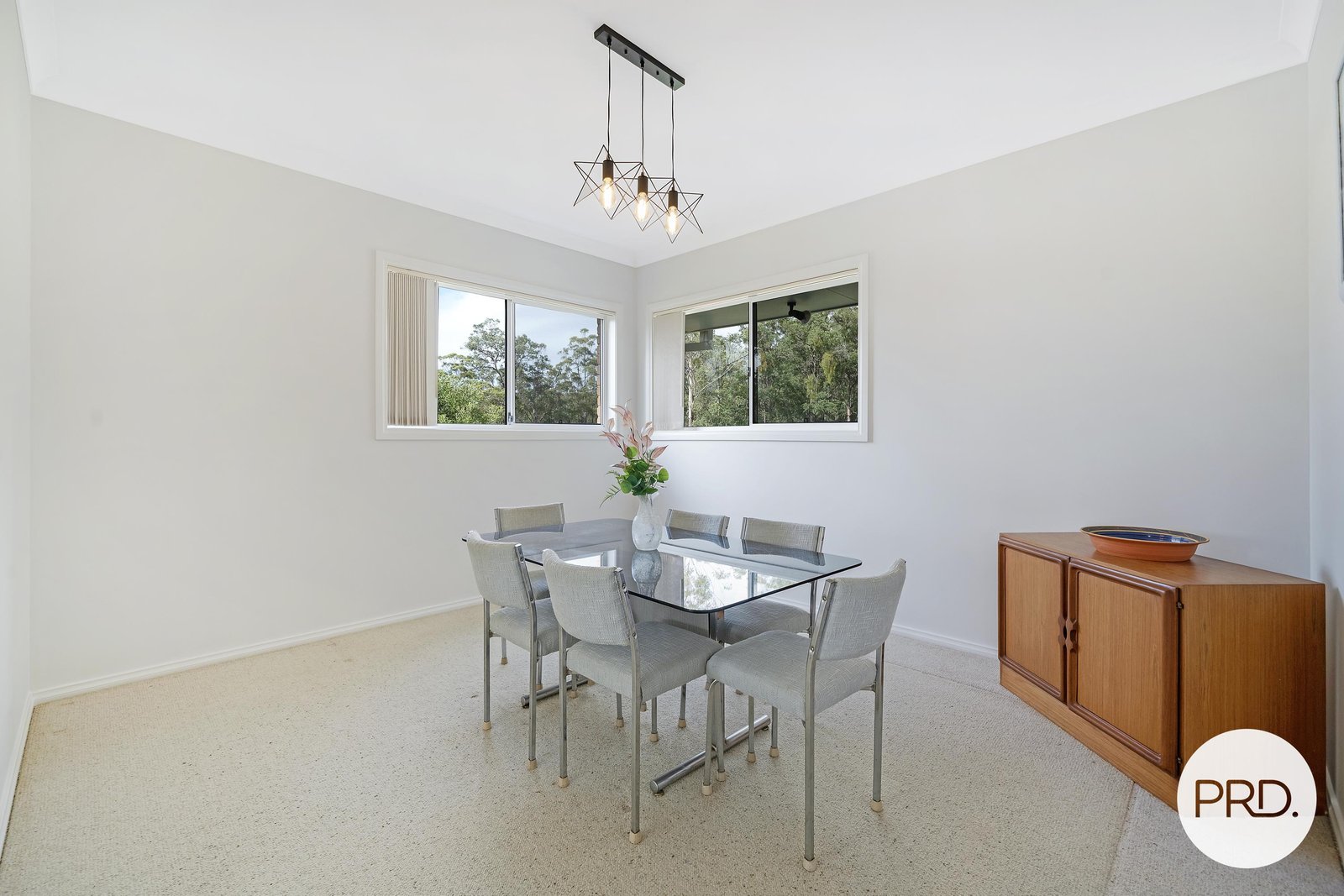51 Benaroon Drive KENDALL 9