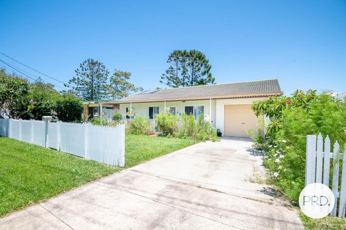 51 Beryl Street COFFS HARBOUR 1