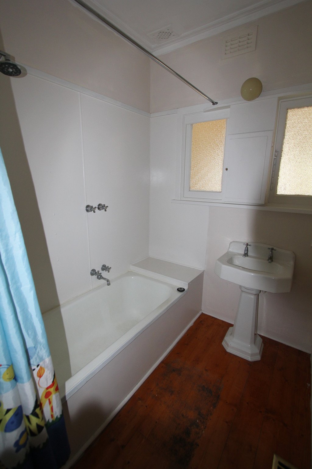 51 Beverin Street SEBASTOPOL 5
