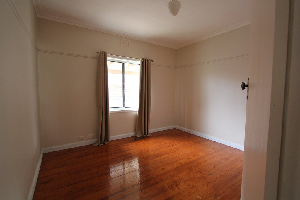 51 Beverin Street SEBASTOPOL 6