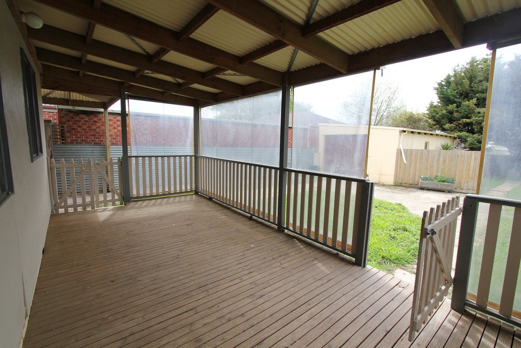 51 Beverin Street SEBASTOPOL 10
