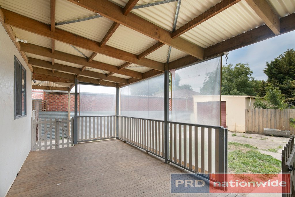 51 Beverin Street SEBASTOPOL 8