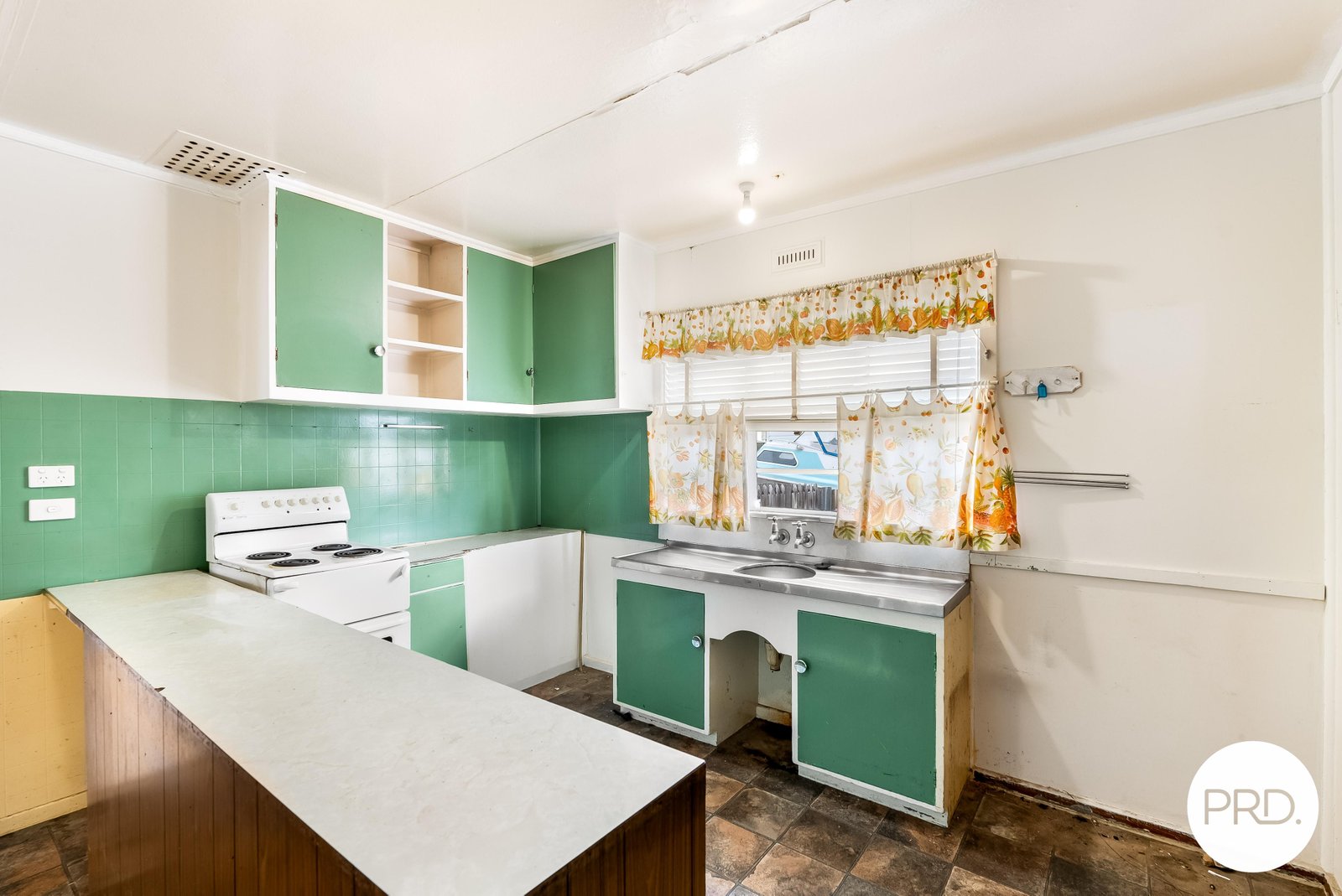 51 Bowden Street GLENORCHY 10