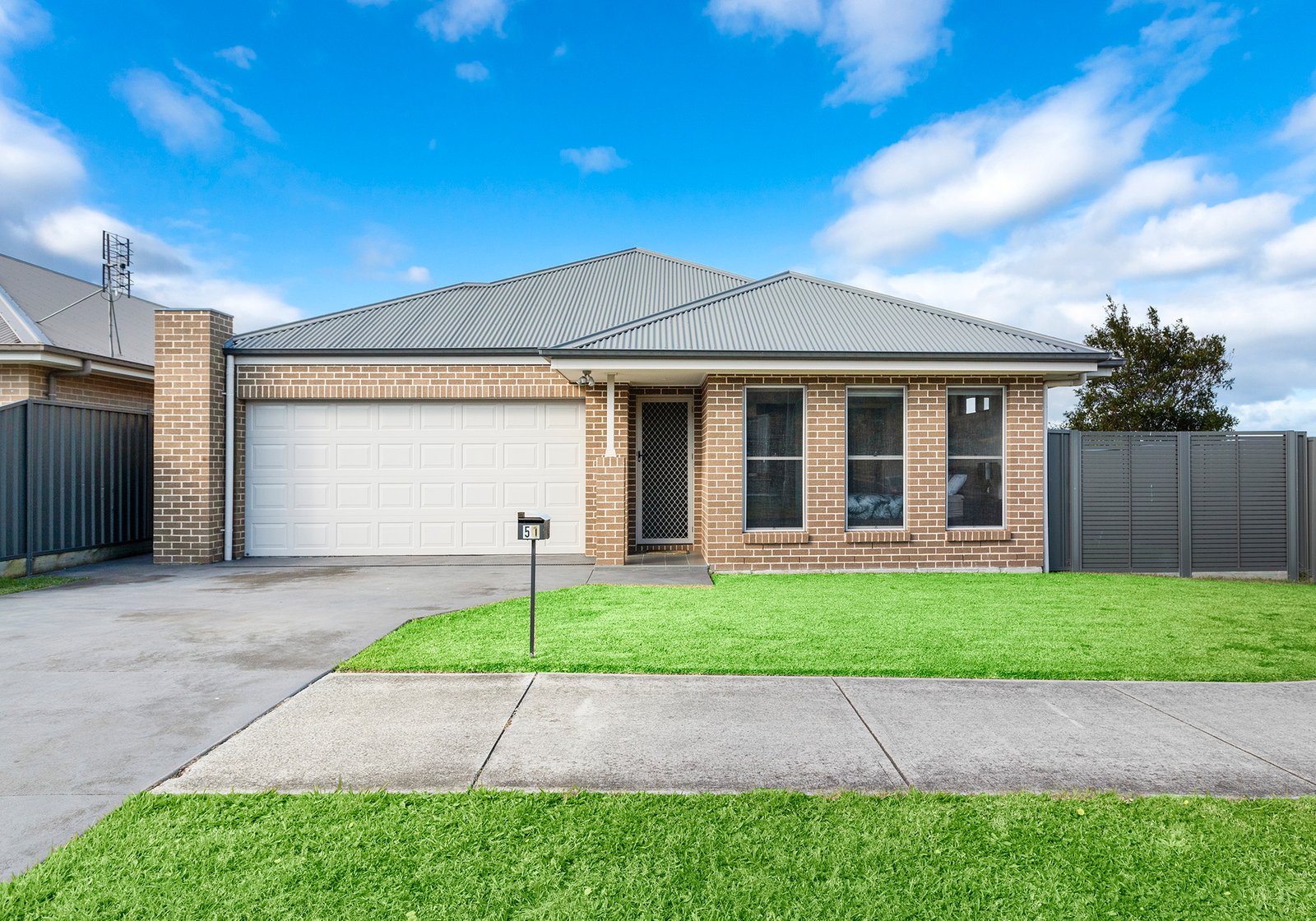 51 Brooks Reach Road HORSLEY 1