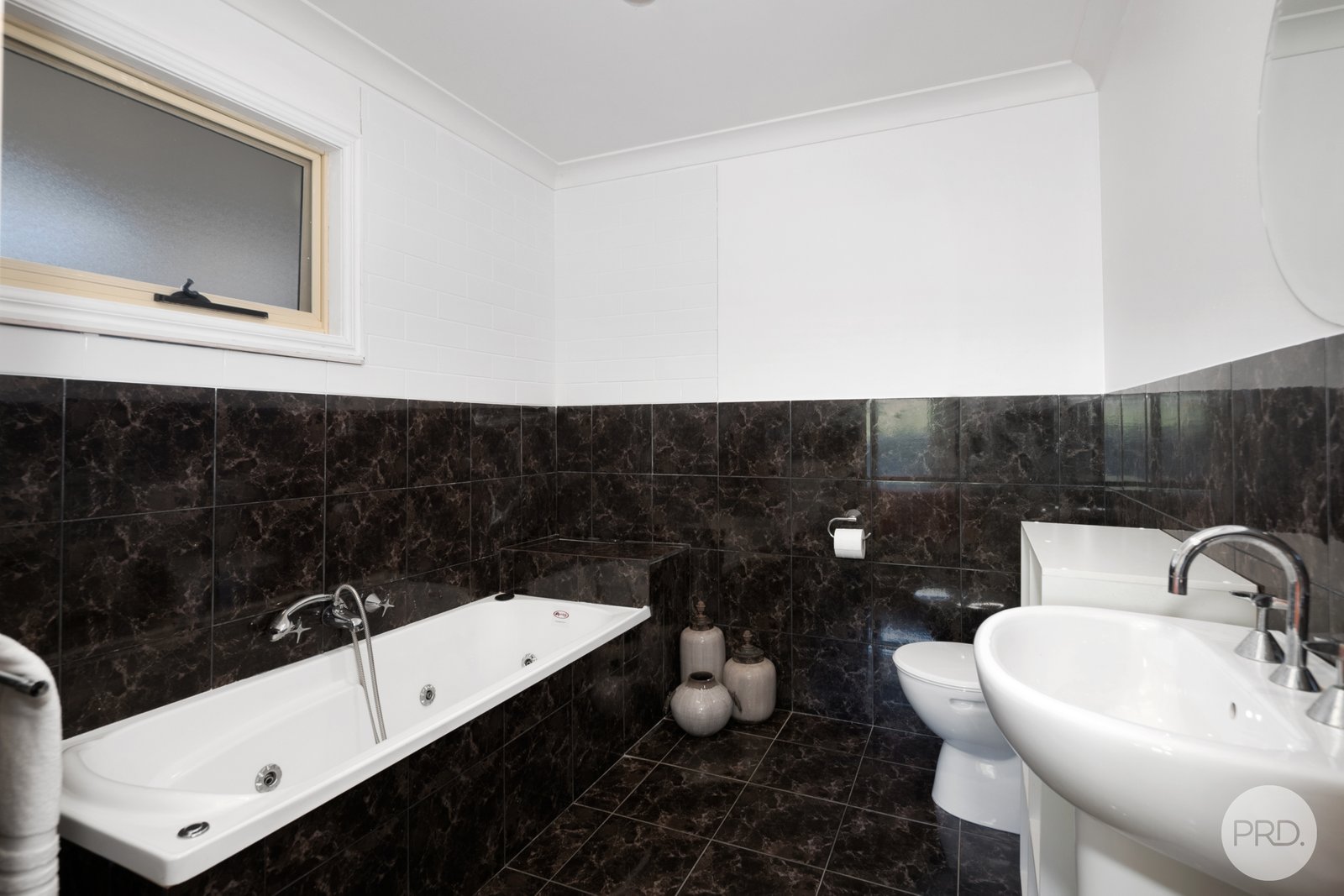 51 Browns-Scarsdale Road SCARSDALE 8