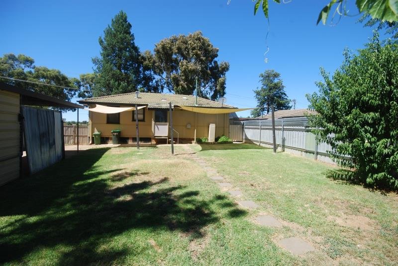 51 Bulolo Street ASHMONT 6