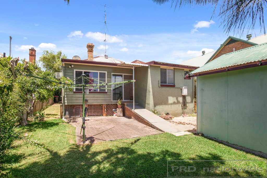 51 Capp St  TELARAH 16