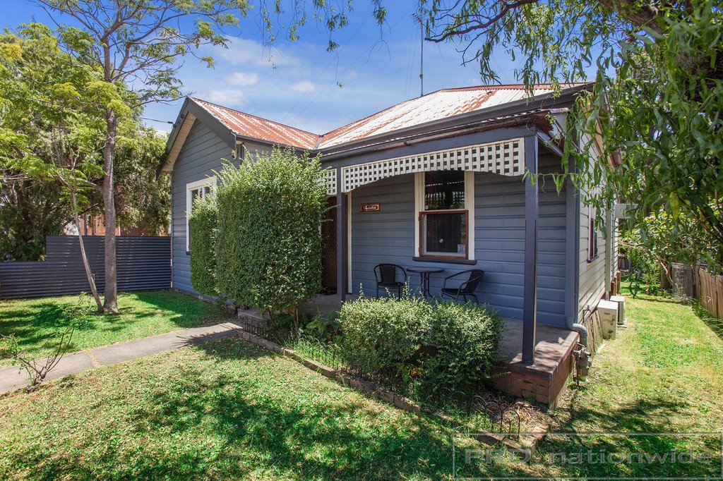 51 Capp St  TELARAH 22