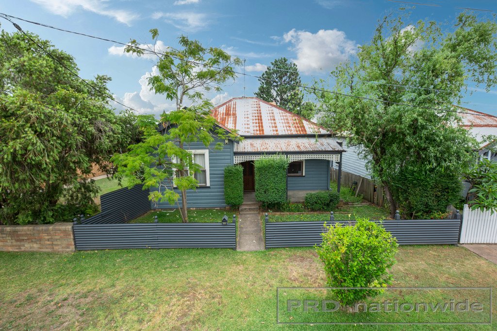 51 Capp St  TELARAH 24