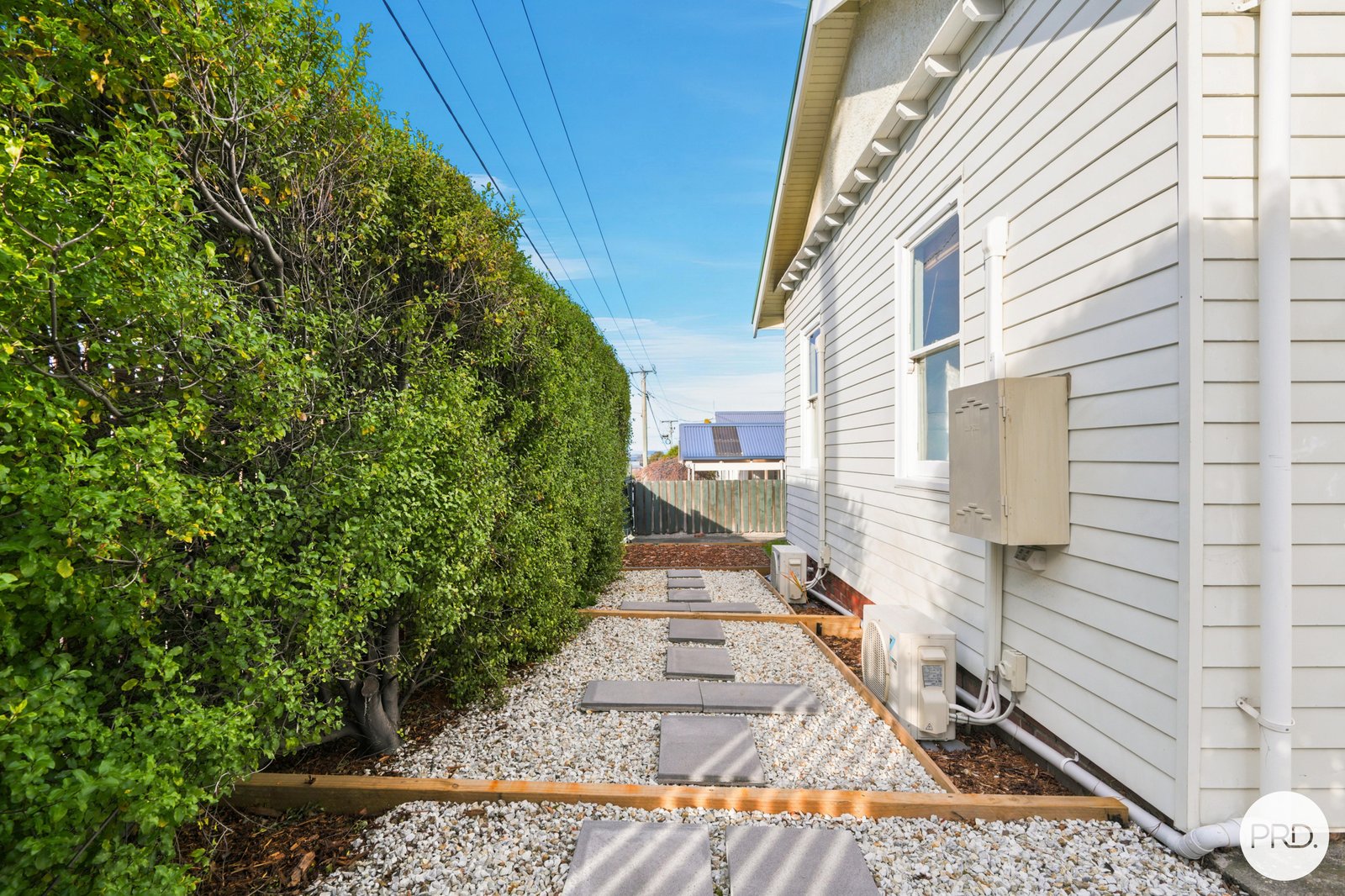 51 Clarence Street BELLERIVE 22