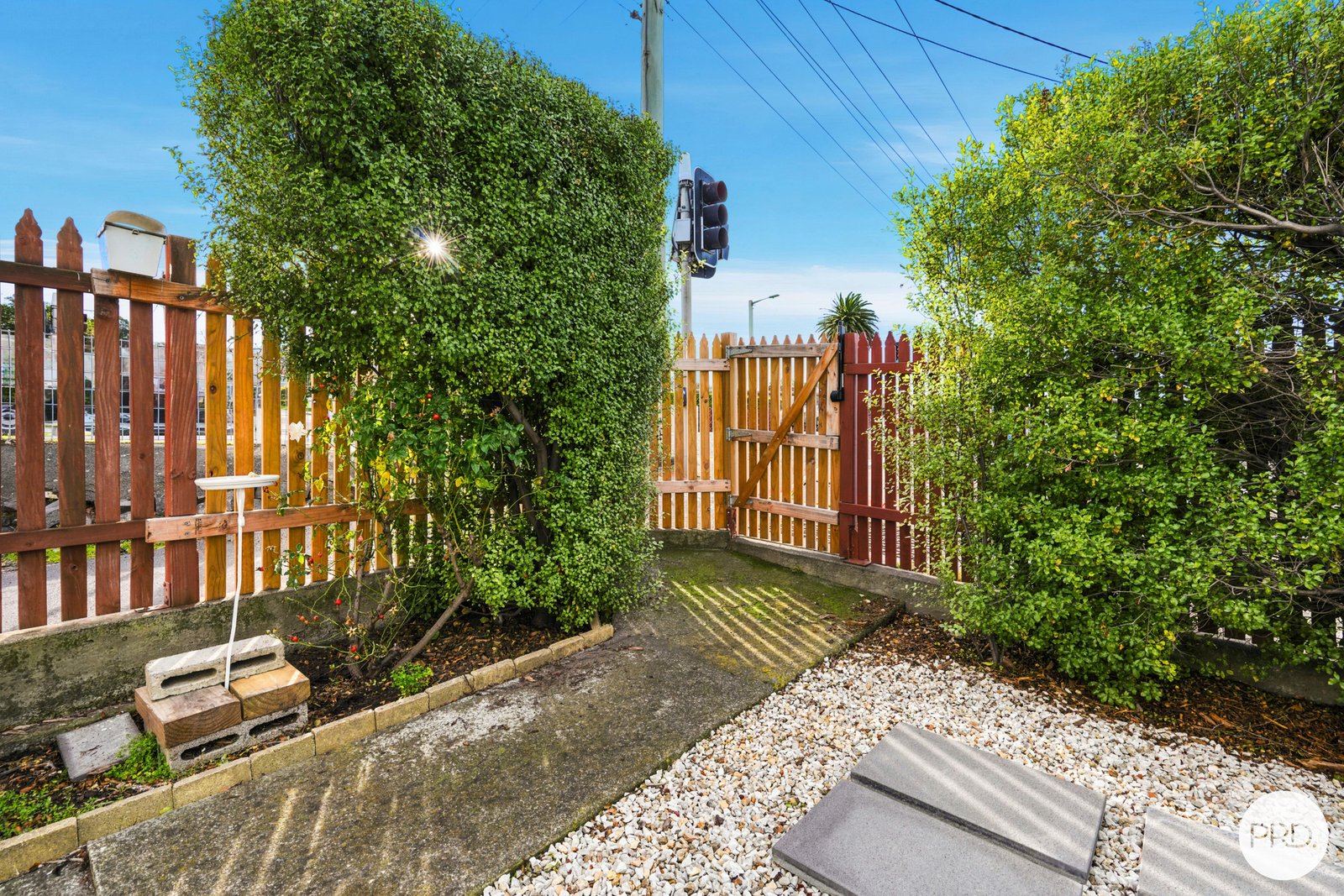 51 Clarence Street BELLERIVE 24