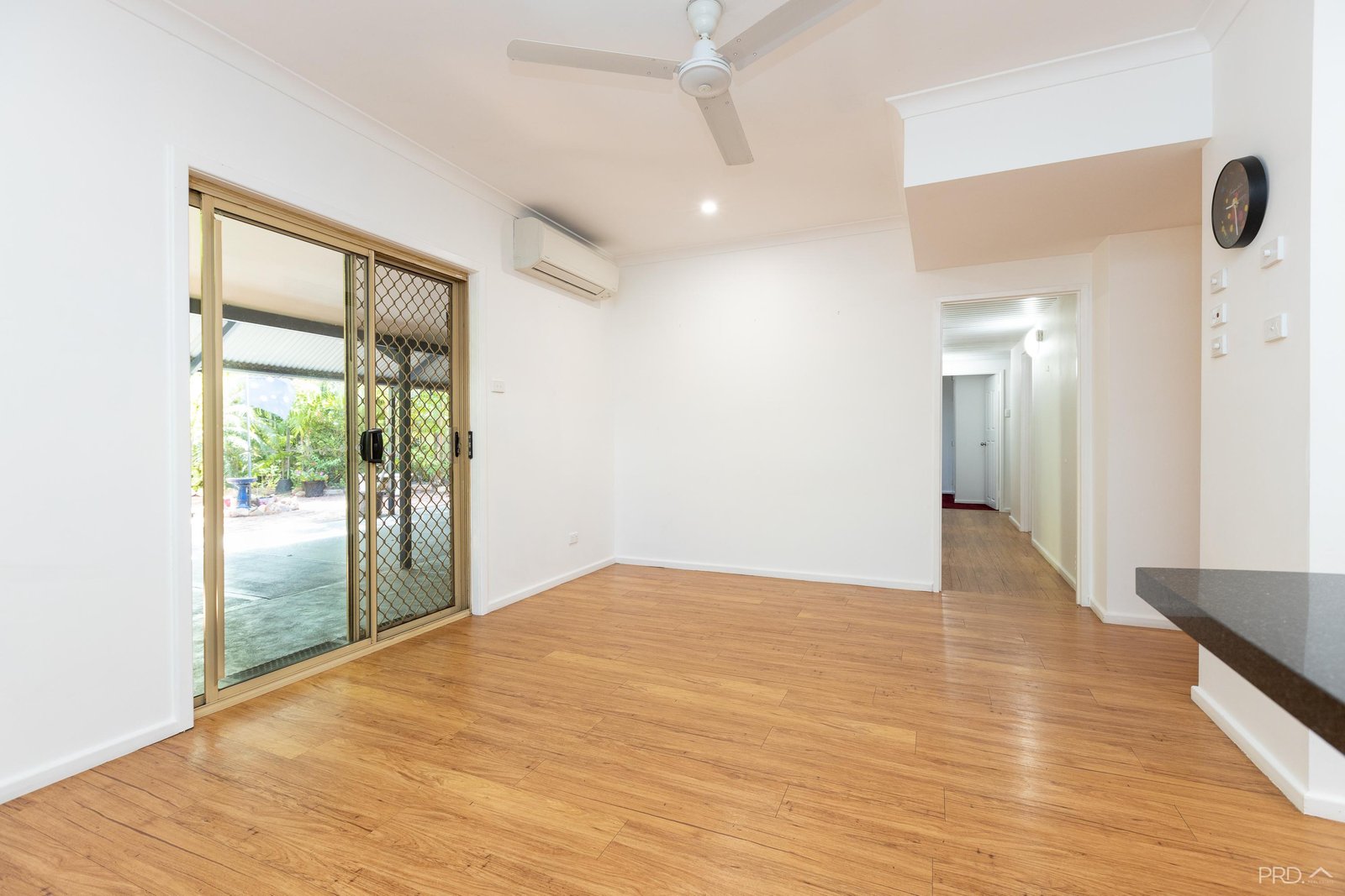 51 De Marchi Road CABLE BEACH 6