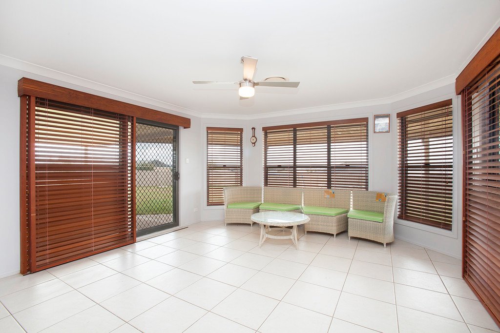 51 Dunmore Road LARGS 11
