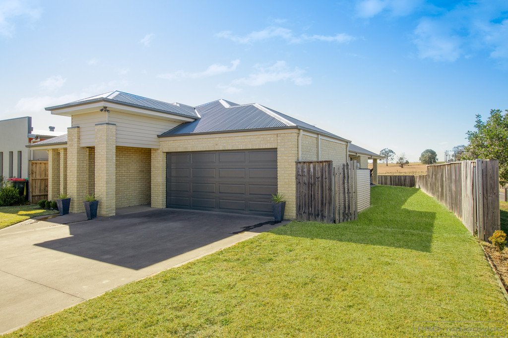 51 Dunnart Street ABERGLASSLYN 6