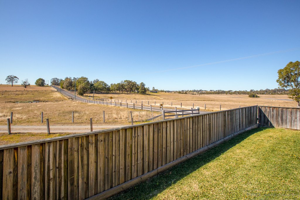 51 Dunnart Street ABERGLASSLYN 24