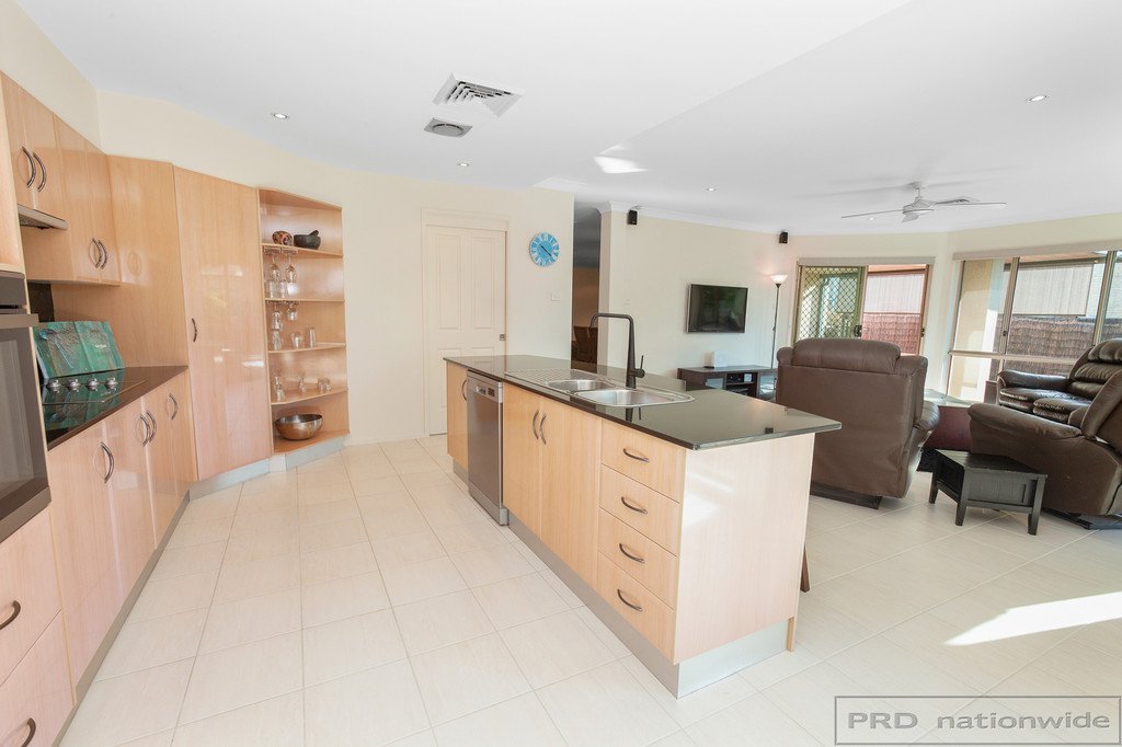 51 Edwards Avenue THORNTON 13