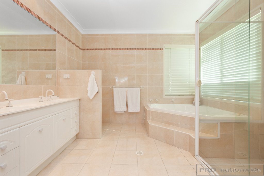 51 Edwards Avenue THORNTON 19