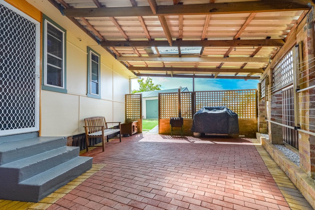 51 Eleebana Crescent KOONAWARRA 10