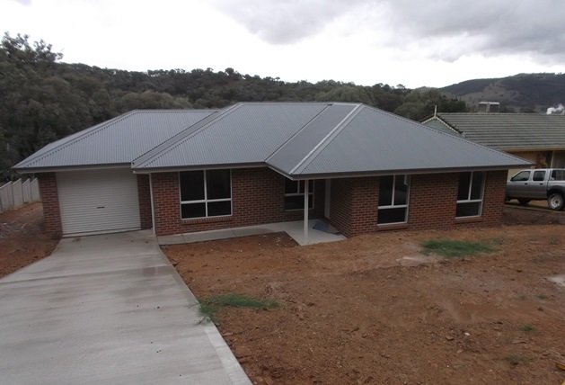 51 Elphick Street TUMUT 1